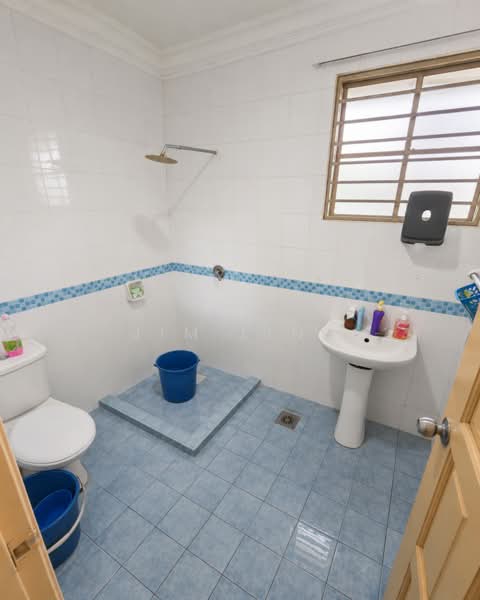 Semi-Detached House for Sale in Kota Kemuning (Shah Alam) - Jim Ling - Bathroom - PropertyGuru.com.my