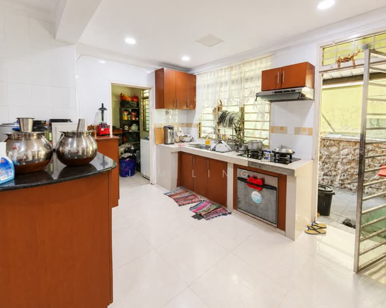 Semi-Detached House for Sale in Kota Kemuning (Shah Alam) - Jim Ling - Kitchen - PropertyGuru.com.my