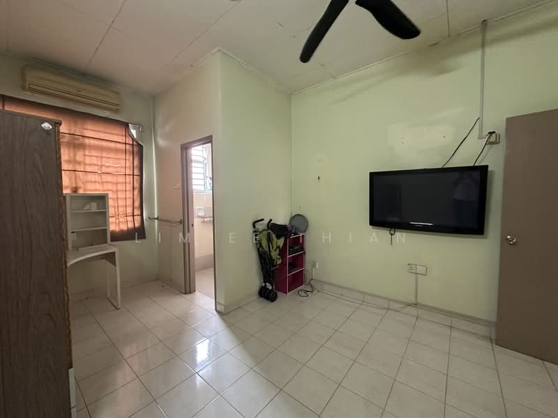 2-storey Terraced House for Rent in Bandar Parklands (Klang) - Lim Ee Thian - Living Room - PropertyGuru.com.my