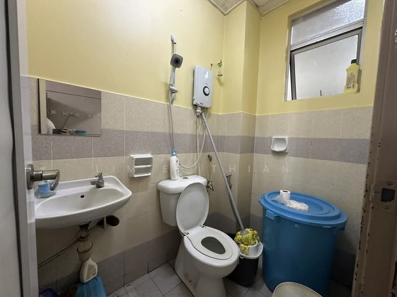 2-storey Terraced House for Rent in Bandar Parklands (Klang) - Lim Ee Thian - Bathroom - PropertyGuru.com.my