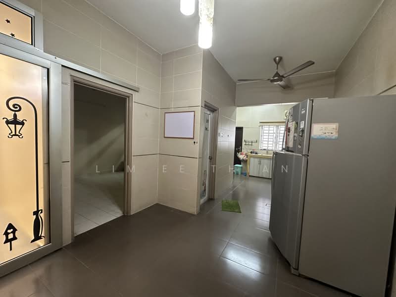 2-storey Terraced House for Rent in Bandar Parklands (Klang) - Lim Ee Thian - Kitchen - PropertyGuru.com.my
