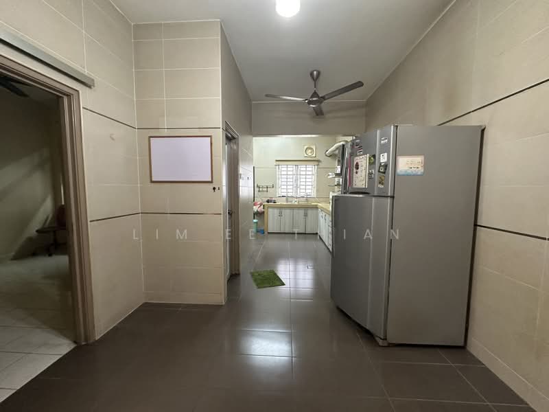 2-storey Terraced House for Rent in Bandar Parklands (Klang) - Lim Ee Thian - Kitchen - PropertyGuru.com.my