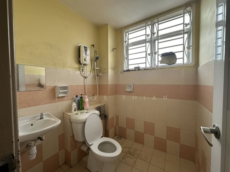 2-storey Terraced House for Rent in Bandar Parklands (Klang) - Lim Ee Thian - Bathroom - PropertyGuru.com.my