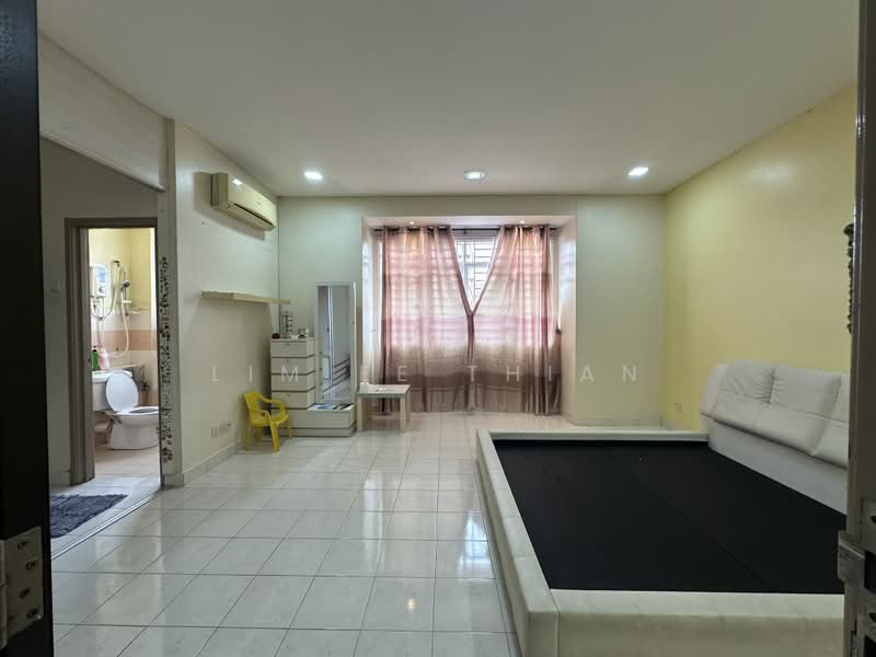 2-storey Terraced House for Rent in Bandar Parklands (Klang) - Lim Ee Thian - Bathroom - PropertyGuru.com.my