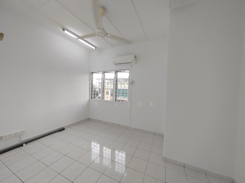 Apartment for Sale at KEP Apartment - YS Lock - Interior - PropertyGuru.com.my
