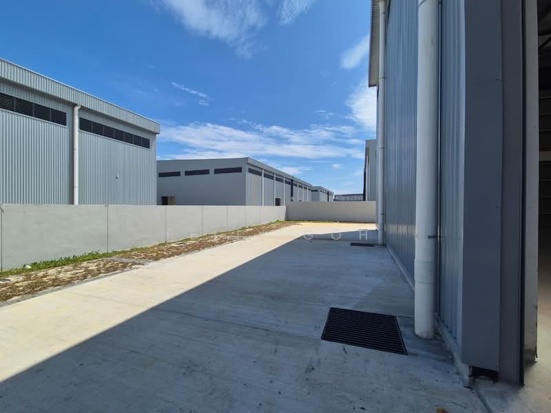Semi-D Factory for Rent in Sungai Buloh (Selangor) - Felix Goh - Exterior - PropertyGuru.com.my