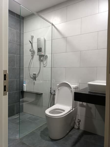 Servis Apartment untuk Disewa di Paisley @ Tropicana Metropark - David Kok - Bathroom - PropertyGuru.com.my