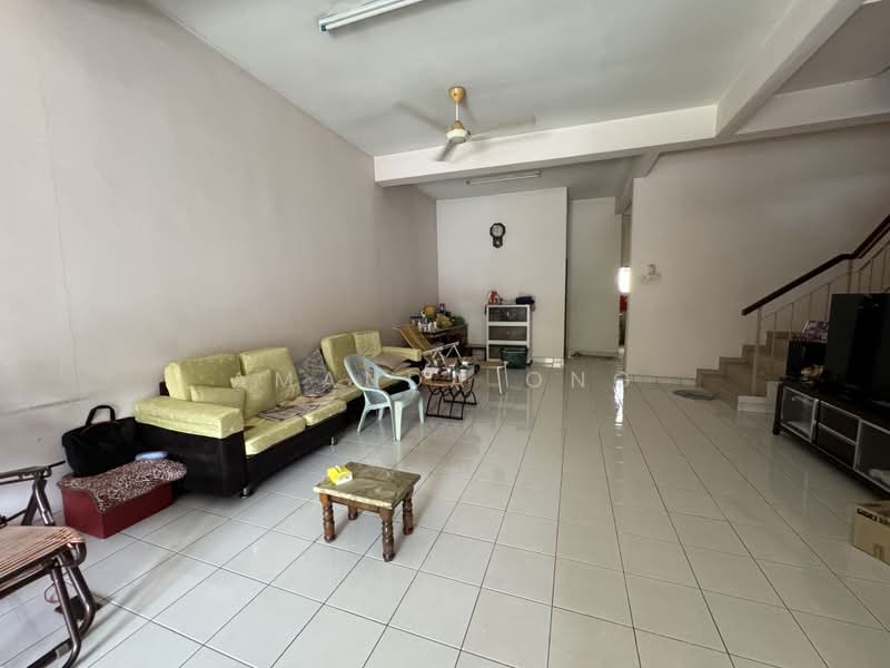 Rumah Teres 2 Tingkat untuk Dijual di Bukit Prima Pelangi (Batu) - Amanda Ong - Living Room - PropertyGuru.com.my