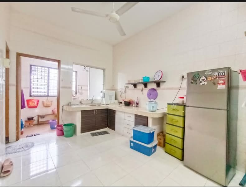 2-storey Terraced House for Sale in Ipoh (Perak) - Joline YEOW - Kitchen - PropertyGuru.com.my