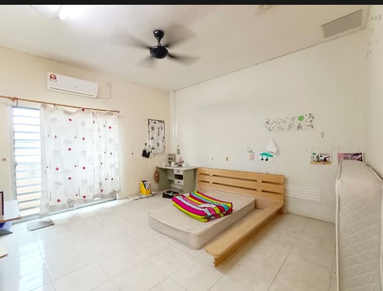2-storey Terraced House for Sale in Ipoh (Perak) - Joline YEOW - Bedroom - PropertyGuru.com.my