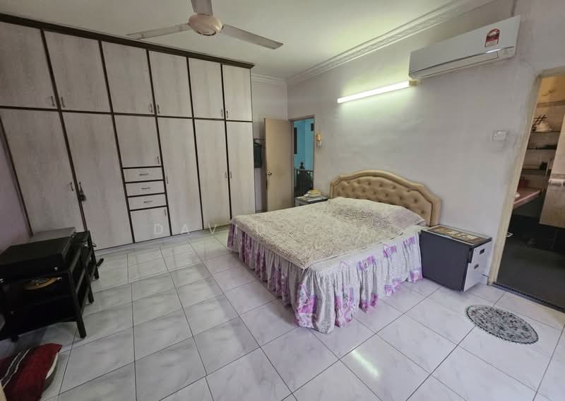Terraced House for Sale in Batu 9 (Cheras) - David Chat - Bedroom - PropertyGuru.com.my