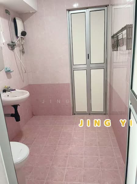 Rumah Teres 2 Tingkat untuk Dijual di Taman Desa Damai (Bukit Mertajam) - Jing Yi - Bathroom - PropertyGuru.com.my