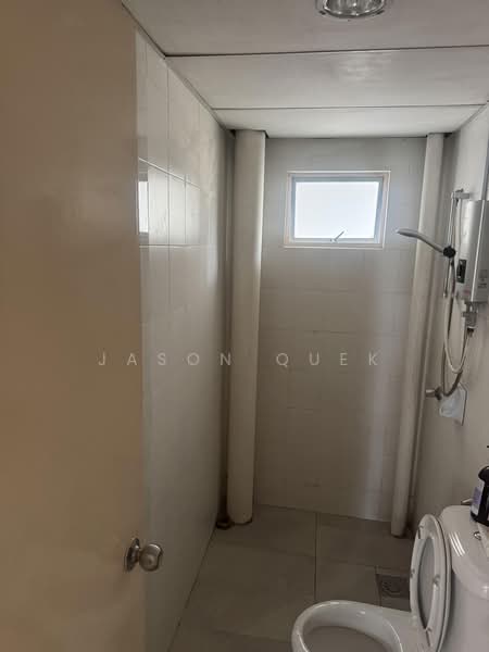 Servis Apartment untuk Dijual di Putra Majestik - Jason Quek - Bathroom - PropertyGuru.com.my