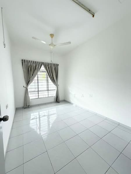 1-storey Terraced House for Sale in Bandar Indahpura (Kulai) - Ruby Tan - Interior - PropertyGuru.com.my
