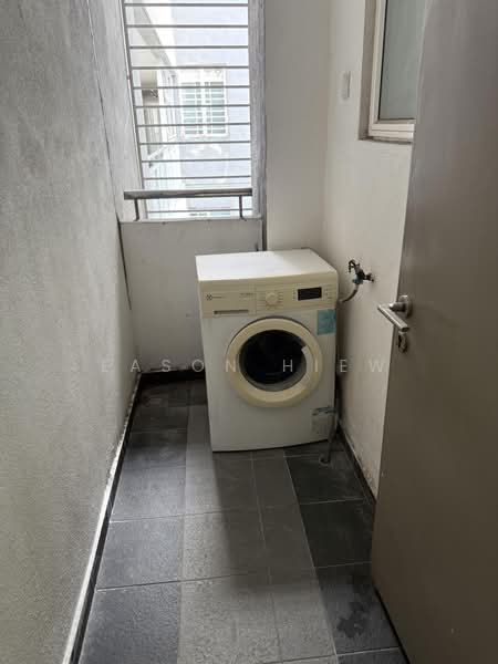 Service Residence for Rent at The Loft @ ZetaPark - Eason Hiew - Balcony - PropertyGuru.com.my