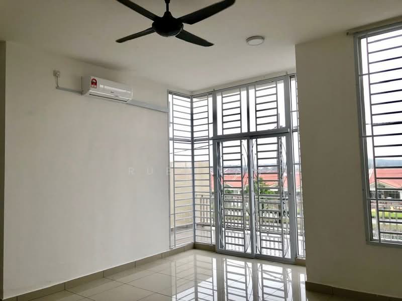 Rumah Teres 2 Tingkat untuk Dijual di Bandar Putra (Kulai) - Ruby Tan - Interior - PropertyGuru.com.my