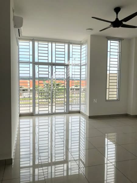 Rumah Teres 2 Tingkat untuk Dijual di Bandar Putra (Kulai) - Ruby Tan - Living Room - PropertyGuru.com.my