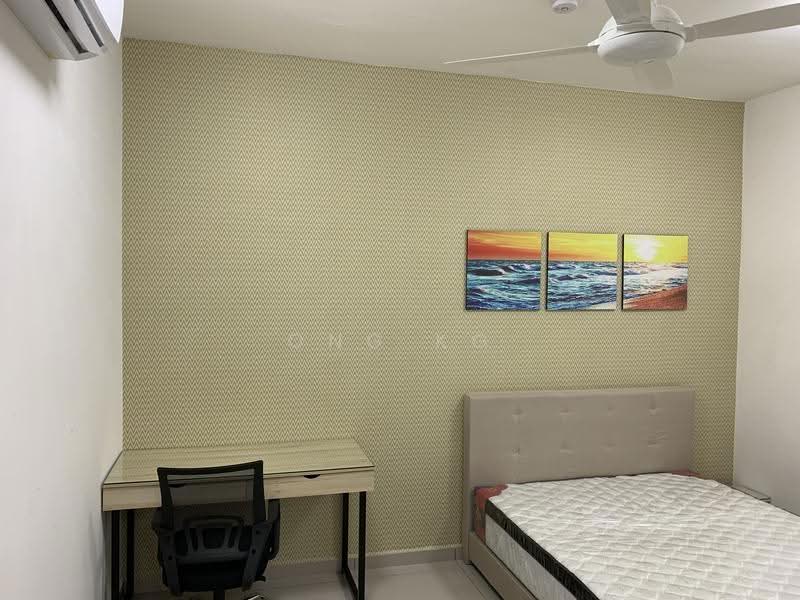 Kondominium untuk Dijual di The Edge Residence - Ong KG - Bedroom - PropertyGuru.com.my