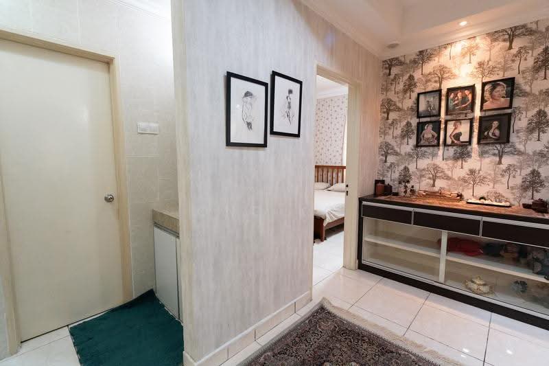 Condominium for Sale at Aseana Puteri - Ong KG - Corridor - PropertyGuru.com.my