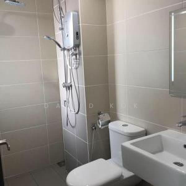Servis Apartment untuk Disewa di Emira Residence - David Kok - Bathroom - PropertyGuru.com.my