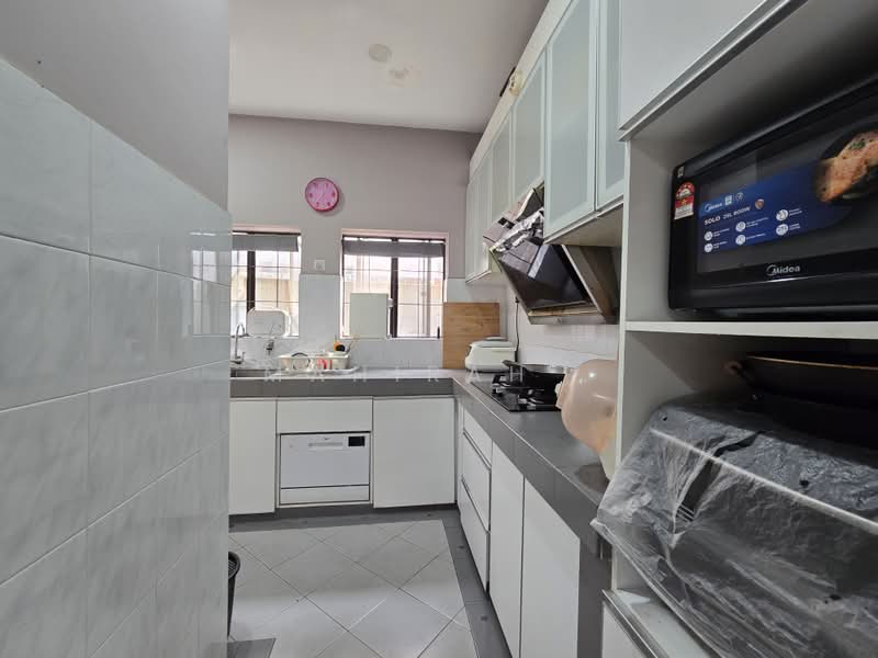 2-storey Terraced House for Sale in Taman Setiawangsa (Setiawangsa) - Mahirah . - Kitchen - PropertyGuru.com.my