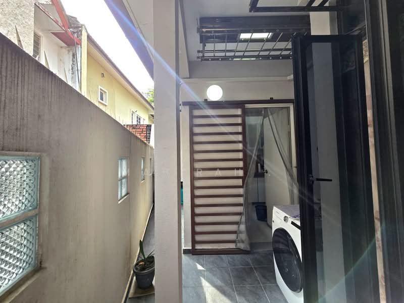 2-storey Terraced House for Sale in Taman Setiawangsa (Setiawangsa) - Mahirah . - Exterior - PropertyGuru.com.my