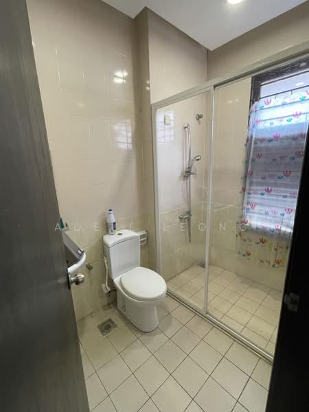 2-storey Terraced House for Sale in Bukit Jelutong (Shah Alam) - Adele Leong - PropertyGuru.com.my