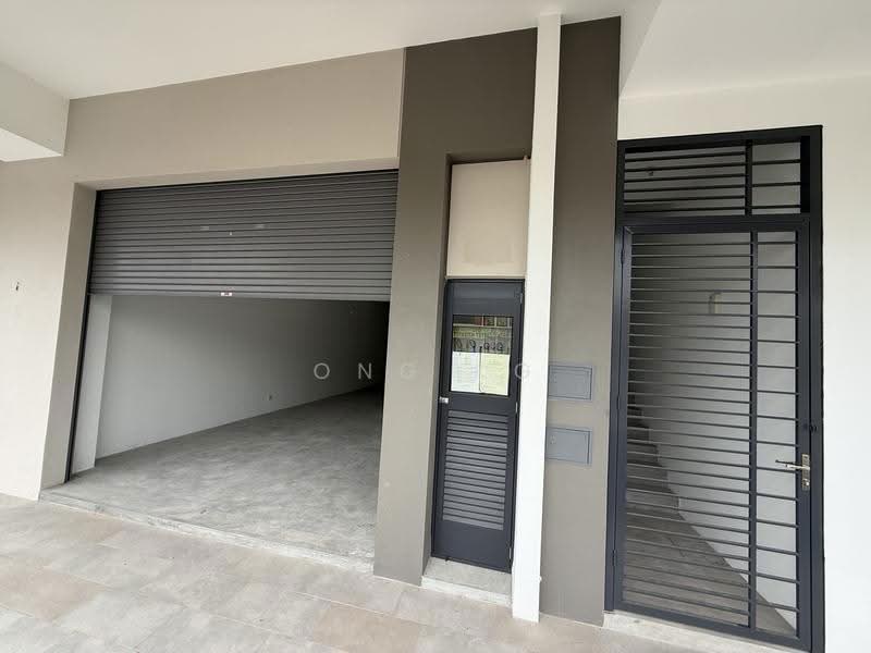 Kedai untuk Disewa di Bandar Rimbayu (Telok Panglima Garang) - Ong KG - Exterior - PropertyGuru.com.my