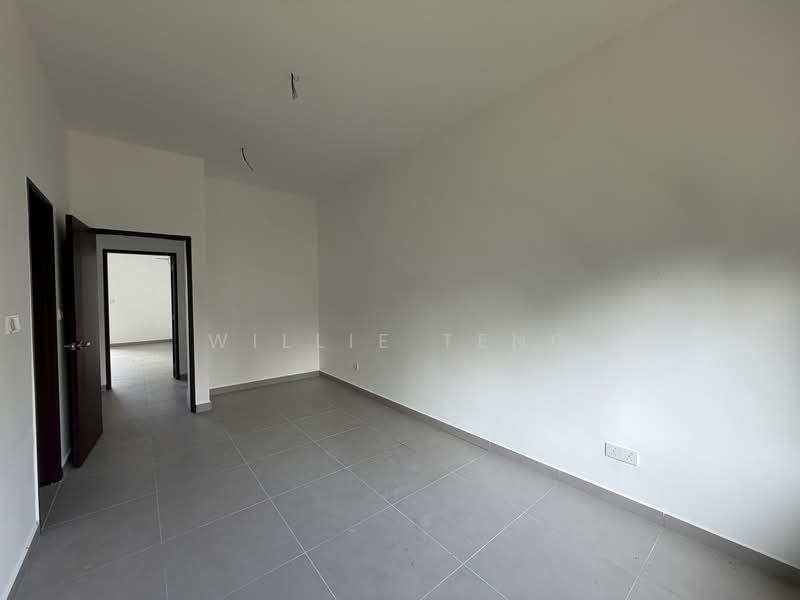 3-storey Terraced House for Sale in Batu 9 (Cheras) - Willie Teng - PropertyGuru.com.my