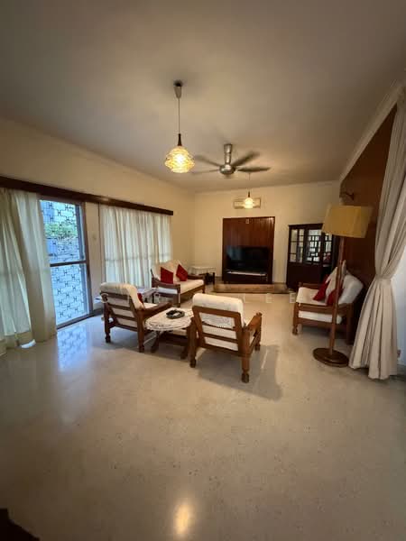 Bungalow for Rent in Seksyen 17 (Petaling Jaya) - Chris Lee - Living Room - PropertyGuru.com.my