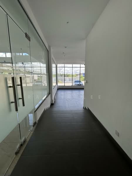 Detached Factory for Sale in Ijok (Selangor) - Rachel Lee - Corridor - PropertyGuru.com.my