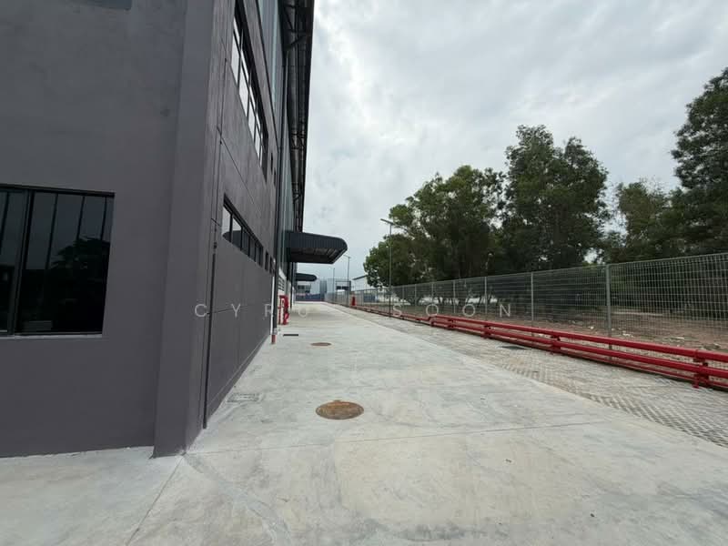Detached Factory for Rent in Puncak Alam (Selangor) - Cyrus Soon - Exterior - PropertyGuru.com.my