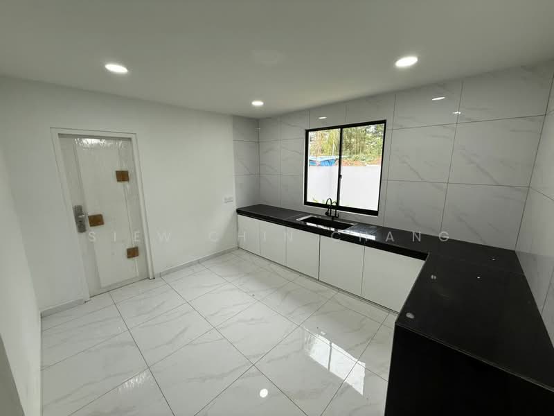 Terraced House for Sale in Taman Mount Austin (Tebrau) - SIEW CHIN CHANG - Kitchen - PropertyGuru.com.my