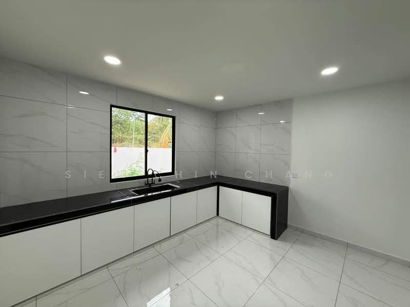 Terraced House for Sale in Taman Mount Austin (Tebrau) - SIEW CHIN CHANG - Kitchen - PropertyGuru.com.my