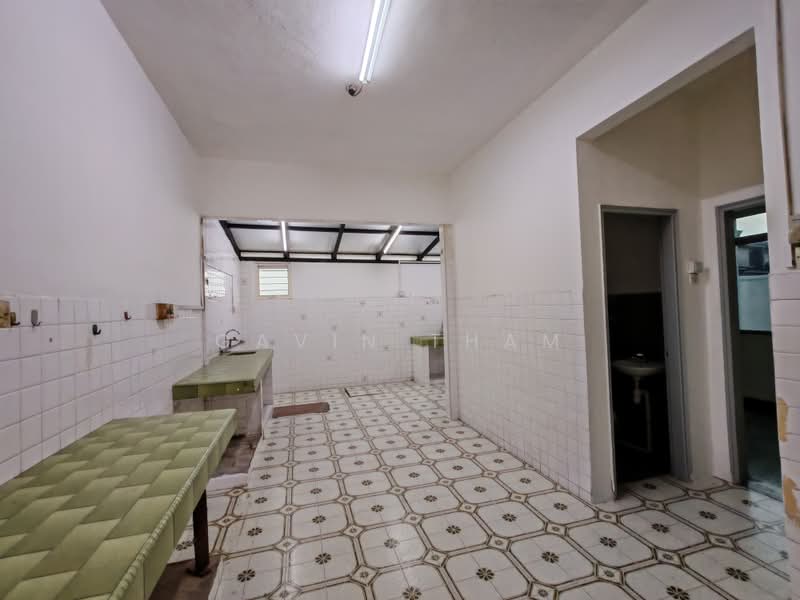 2-storey Terraced House for Sale in Taman Overseas Union (Taman Oug) (Jalan Klang Lama (Old Klang Road)) - Gavin Tham - Kitchen - PropertyGuru.com.my