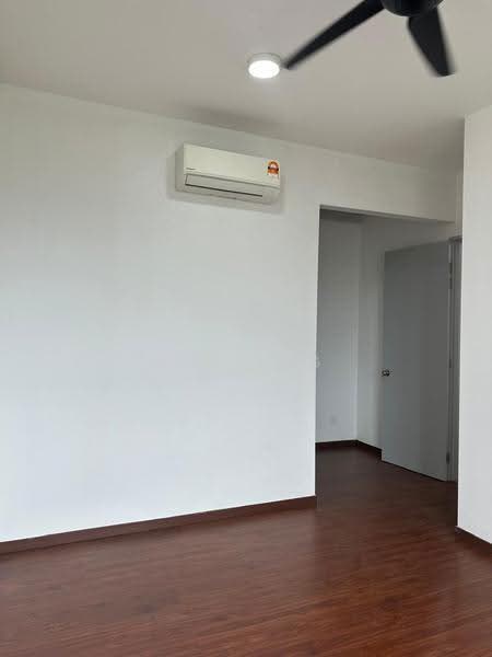 Kediaman Servis untuk Dijual di Gaya Resort Homes - Ong KG - Interior - PropertyGuru.com.my