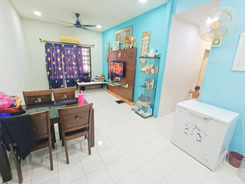 Pangsapuri untuk Dijual di Idaman Senibong - Min Kong - Living Room - PropertyGuru.com.my