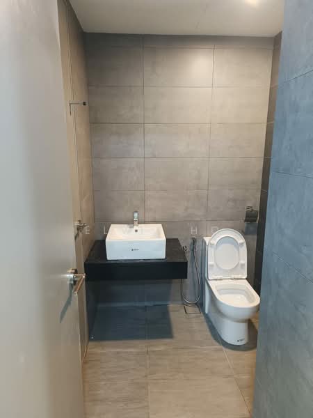 Servis Apartment untuk Dijual di The Era @ Duta North - Elvis Ho - Bathroom - PropertyGuru.com.my