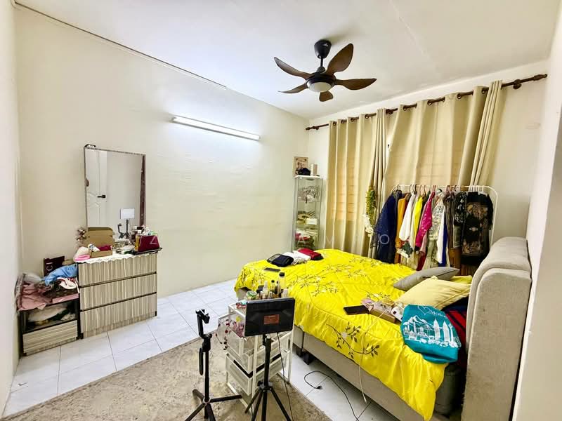 Condominium for Sale at Laksamana Puri - Izzat Zamros - Bedroom - PropertyGuru.com.my