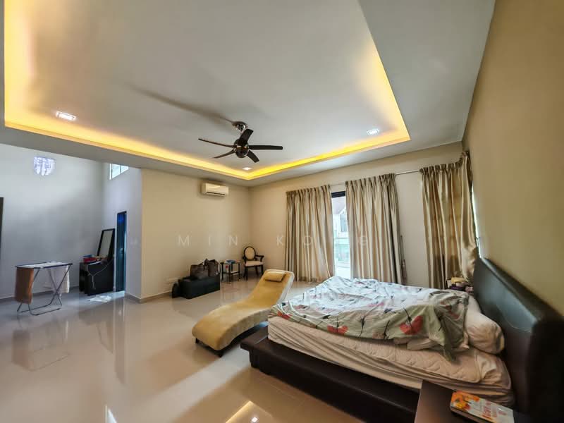 Semi-Detached House for Sale in Setia Tropika (Johor Bahru) - Min Kong - Bedroom - PropertyGuru.com.my