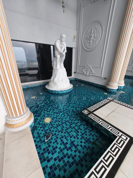 Rumah Teres untuk Disewa di Taman Midah (Cheras) - Lauran Chuah - Pool - PropertyGuru.com.my