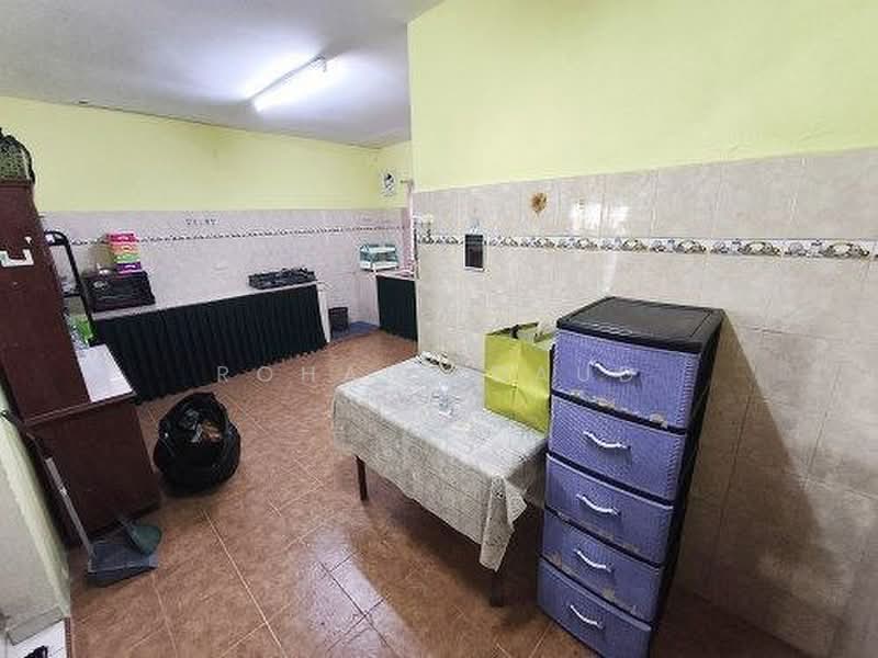 Rumah Teres 2 Tingkat untuk Dijual di Bukit Sentosa (Rawang) - Rohani Daud - Kitchen - PropertyGuru.com.my