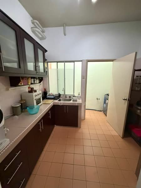 Pangsapuri untuk Dijual di Pangsapuri Lotus (Teratai) - Yao Tan - Kitchen - PropertyGuru.com.my