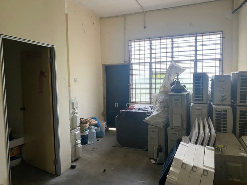 Shop / Office for Sale in Taman Semabok Perdana (Semabok) - BL Bong - PropertyGuru.com.my