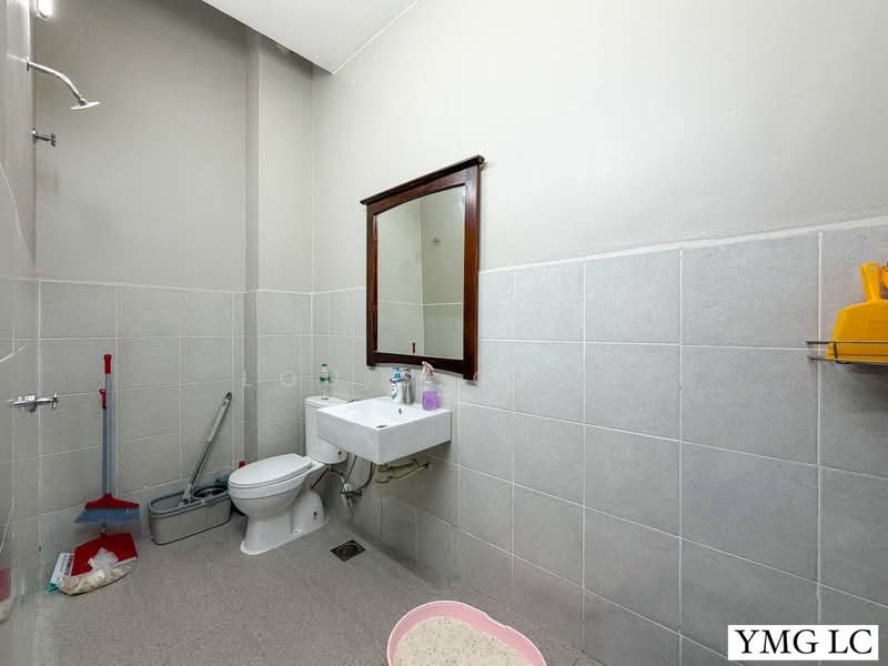 Rumah Teres 1 Tingkat untuk Dijual di Kampung Batu 9 Kebun Baru (Telok Panglima Garang) - Louis Chan - PropertyGuru.com.my