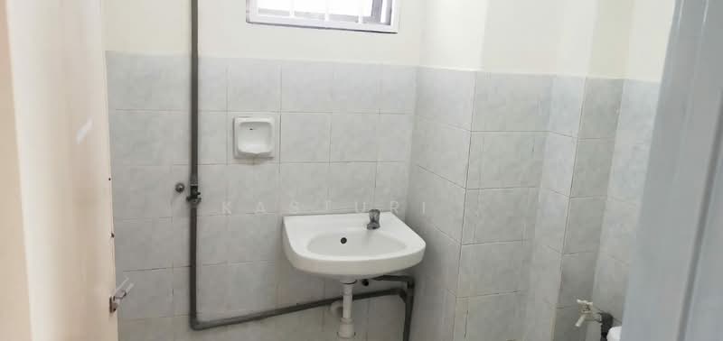 Apartment for Sale at Avenue Court - Kasturi . - Bathroom - PropertyGuru.com.my