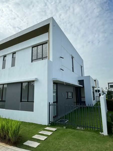 2-storey Terraced House for Sale in Telok Panglima Garang (Selangor) - Jack Lim - Exterior - PropertyGuru.com.my