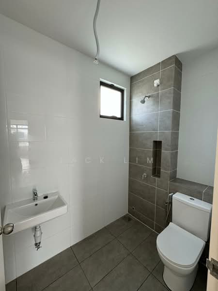 2-storey Terraced House for Sale in Telok Panglima Garang (Selangor) - Jack Lim - Bathroom - PropertyGuru.com.my
