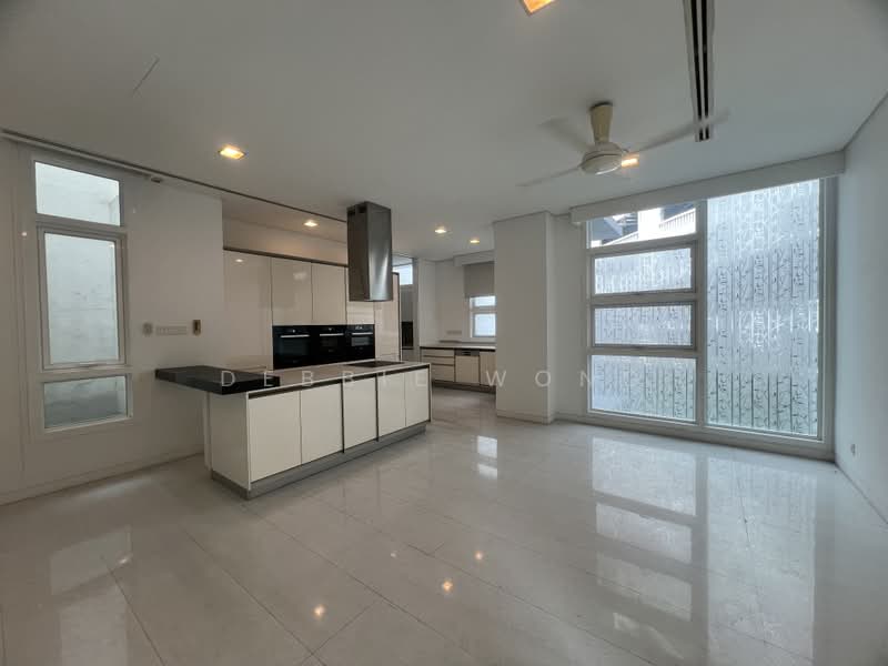 Rumah Teres 3.5 Tingkat untuk Dijual di Mont Kiara (Kuala Lumpur) - Debbie Wong - Kitchen - PropertyGuru.com.my
