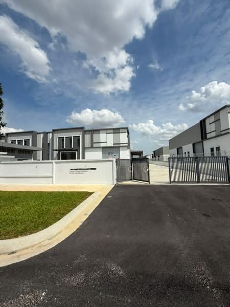 Kilang untuk Disewa di Eco Business Park 1 (Johor Bahru) - Zoe Voon - Exterior - PropertyGuru.com.my